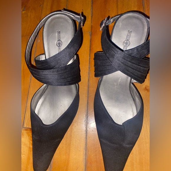 High heels - Picture 2 of 7